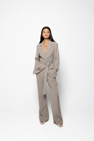 THE MODERN MUSE BLAZER - KHAKI