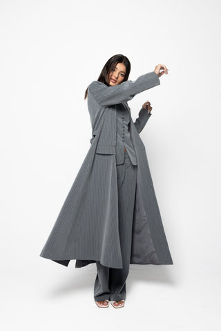 THE ALAIA LONG BLAZER - STRIPED GREY