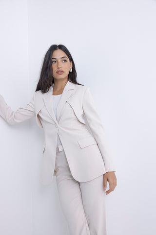 THE MODERN MUSE BLAZER - CREAM